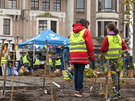 Gemeenteplein in Mortsel krijgt groene make-over